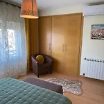Stylish & Spacious With Balcony