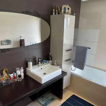 Stylish & Spacious With Balcony Lourinhã