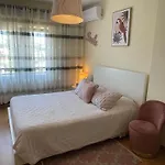 Apartamento Stylish & Spacious With Balcony