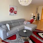 Apartamento Stylish & Spacious With Balcony *