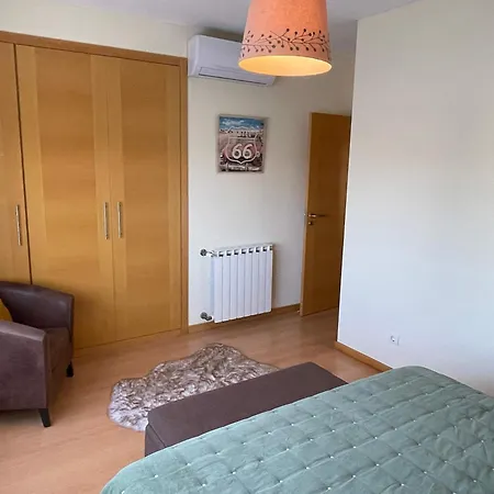 Apartament Stylish & Spacious With Balcony Lourinhã