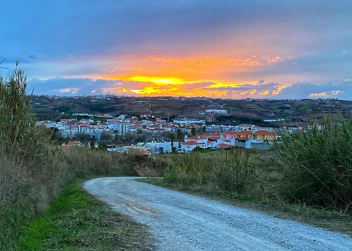 Stylish & Spacious With Balcony Διαμέρισμα *
